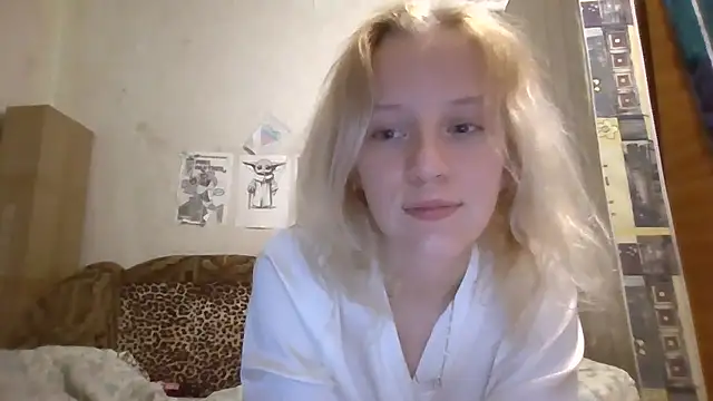 Ket-mis stripchat live cam model