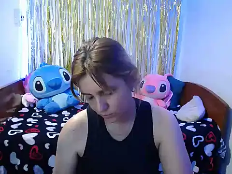 Asly- stripchat live cam model