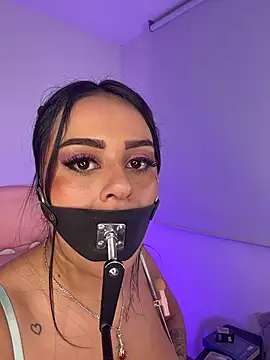 sofiaqueen__ stripchat live cam model
