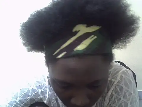 sexy_nesh stripchat live cam model