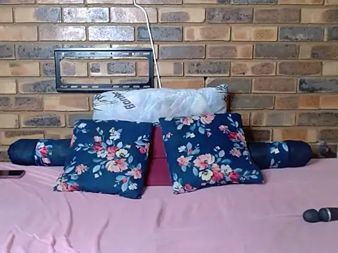 BustyBoobs69 stripchat live cam model