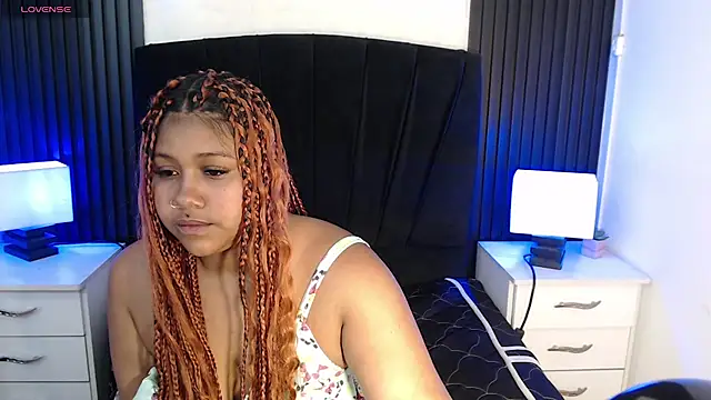 RossElena stripchat live cam model