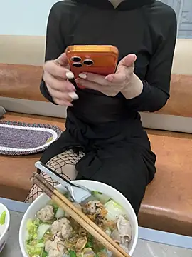 Nana-19 stripchat live cam model