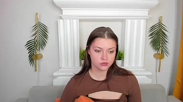 May-Mimi stripchat live cam model