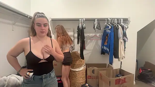 kykybaby4444 stripchat live cam model