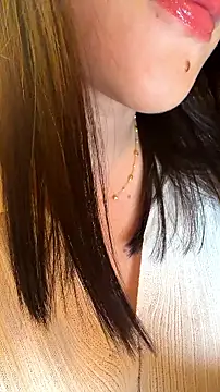 HannaBeckett stripchat live cam model