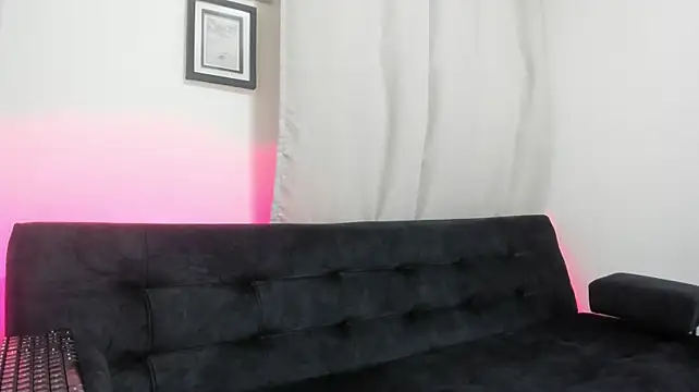 Dahian_ stripchat live cam model