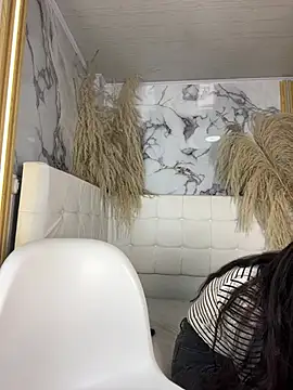 AnnyBeckerr stripchat live cam model