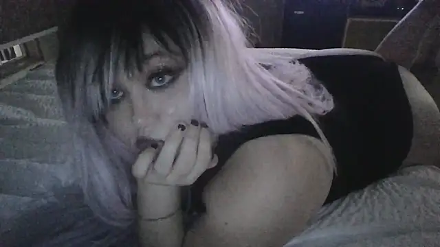 UnpleasantFan156 stripchat live cam model