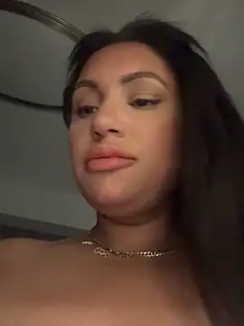 MeghanXO stripchat live cam model