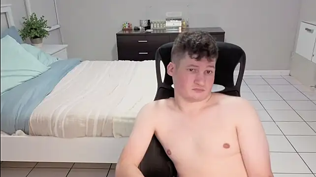 chriss__evans stripchat live cam model