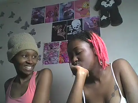 loversoncam stripchat live cam model