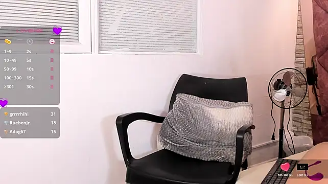 bella_adaams stripchat live cam model