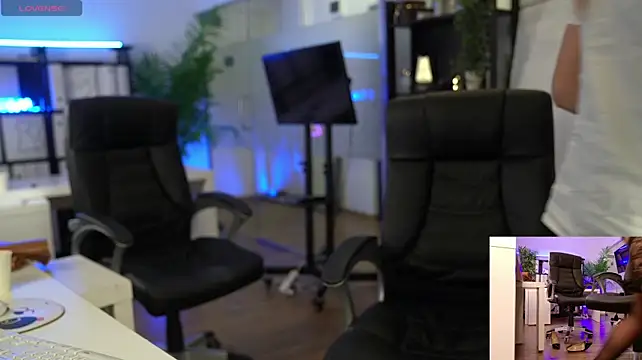 BabesGoWild stripchat live cam model