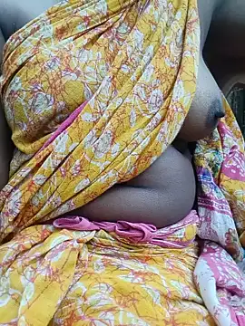 Hornybhabhi21 stripchat live cam model