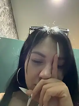 Wet__Bunny stripchat live cam model