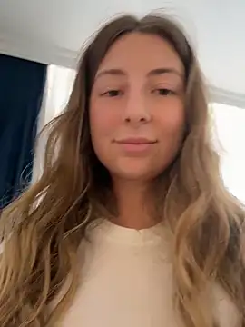 curvyflawless stripchat live cam model