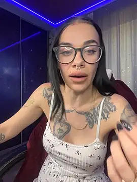 Queen_of_pain stripchat live cam model
