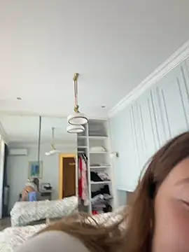 curvyflawless stripchat live cam model