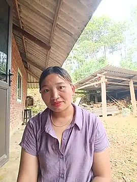 sowbibi- stripchat live cam model