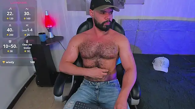 Luke_Diaz7 stripchat live cam model