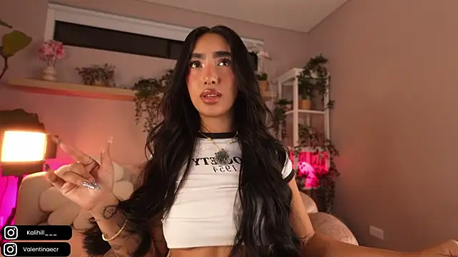 Kali-hill stripchat live cam model