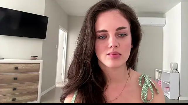 A_Milly stripchat live cam model