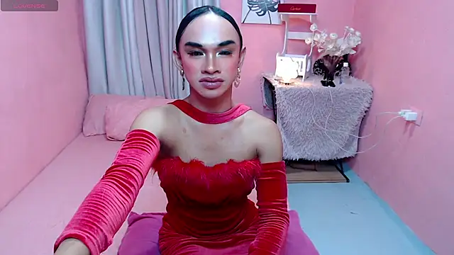 VivienneLuxe stripchat live cam model