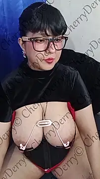 CherryDerry stripchat live cam model