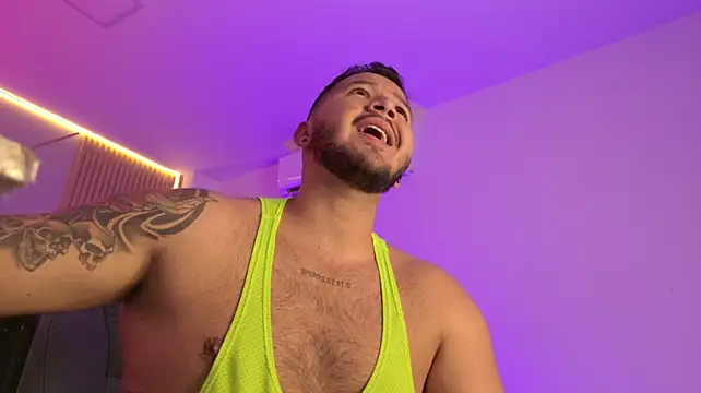 mister_miike stripchat live cam model