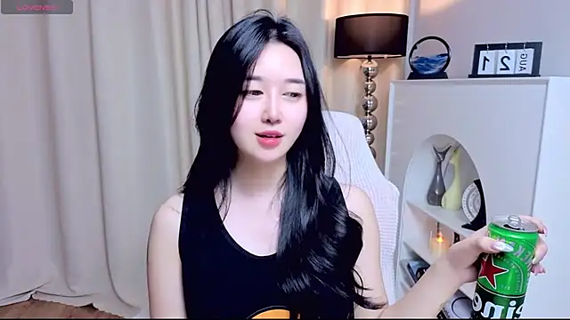 miuu6868 stripchat live cam model