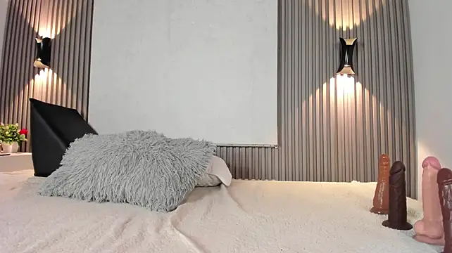 Zafiiraa stripchat live cam model