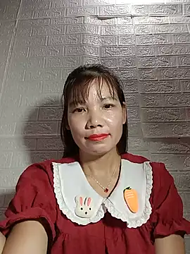 Gee_hot stripchat live cam model