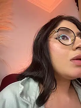 GEENESIS stripchat live cam model