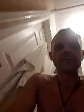 ChiefApron5 stripchat live cam model
