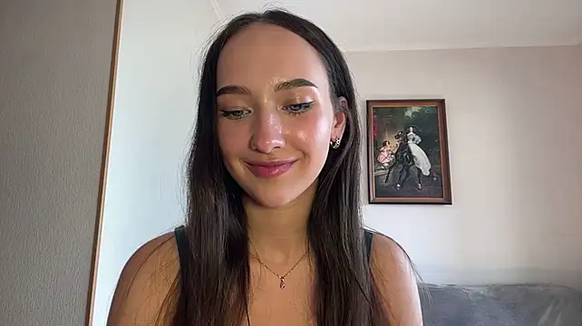 Liesenaniles stripchat live cam model