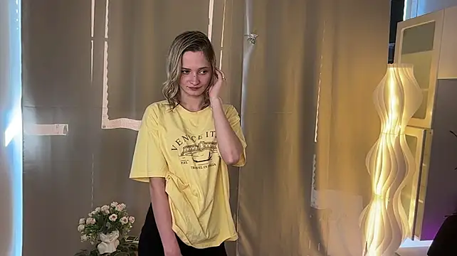 JonieBirdette stripchat live cam model