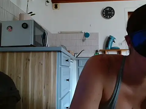Lauzo stripchat live cam model