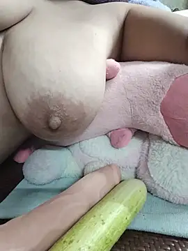 Bigboobs909 stripchat live cam model