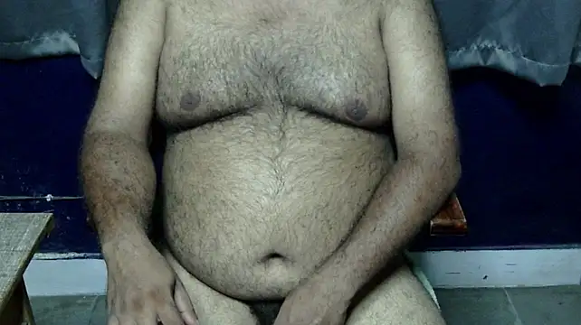 hairysubcub_70 stripchat live cam model