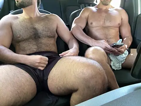 CasadoLutadorBigStuds stripchat live cam model
