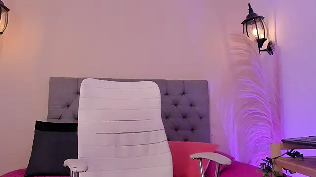 Maite_Smith_ stripchat live cam model