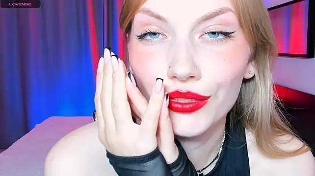 DakotaMabs stripchat live cam model