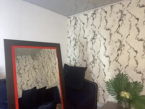 Fiorelaa_ stripchat live cam model