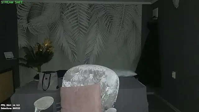 Dr_Mireille stripchat live cam model