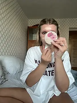 adel_secret stripchat live cam model