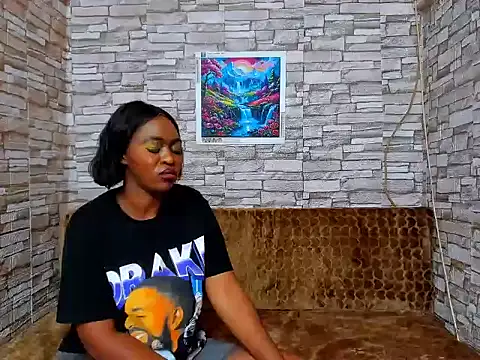 ebonyshay stripchat live cam model