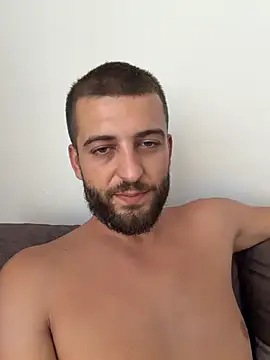 Pablo_Hornyguy95 stripchat live cam model