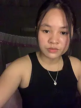 Nhuyensexy stripchat live cam model