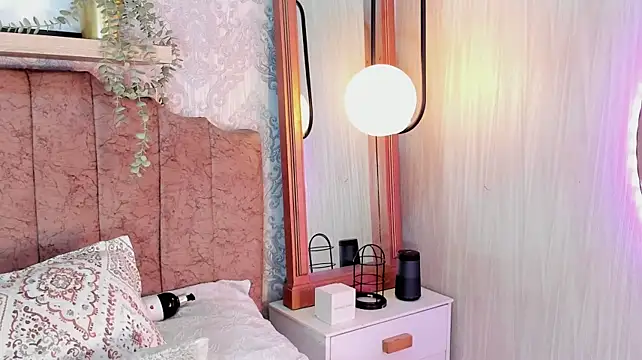 Nanami_ stripchat live cam model
